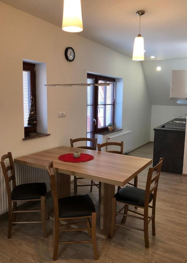 Apartmaji Kramar Ratece 크라니스카고라 외부 사진